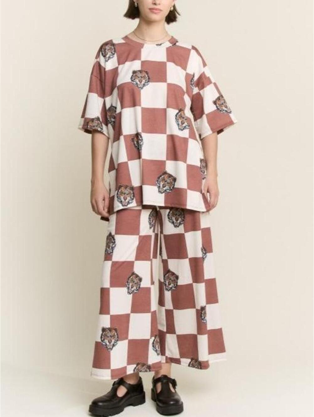 Mocha and White Checkered Tiger Two Piece Set Size S